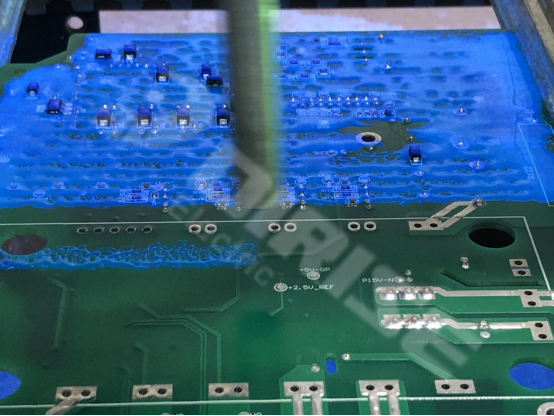 变频器生产厂家德瑞斯的三防漆涂层工艺